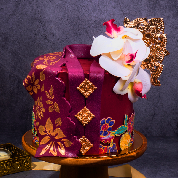 Designer Cake For Birthday | bakehoney.com